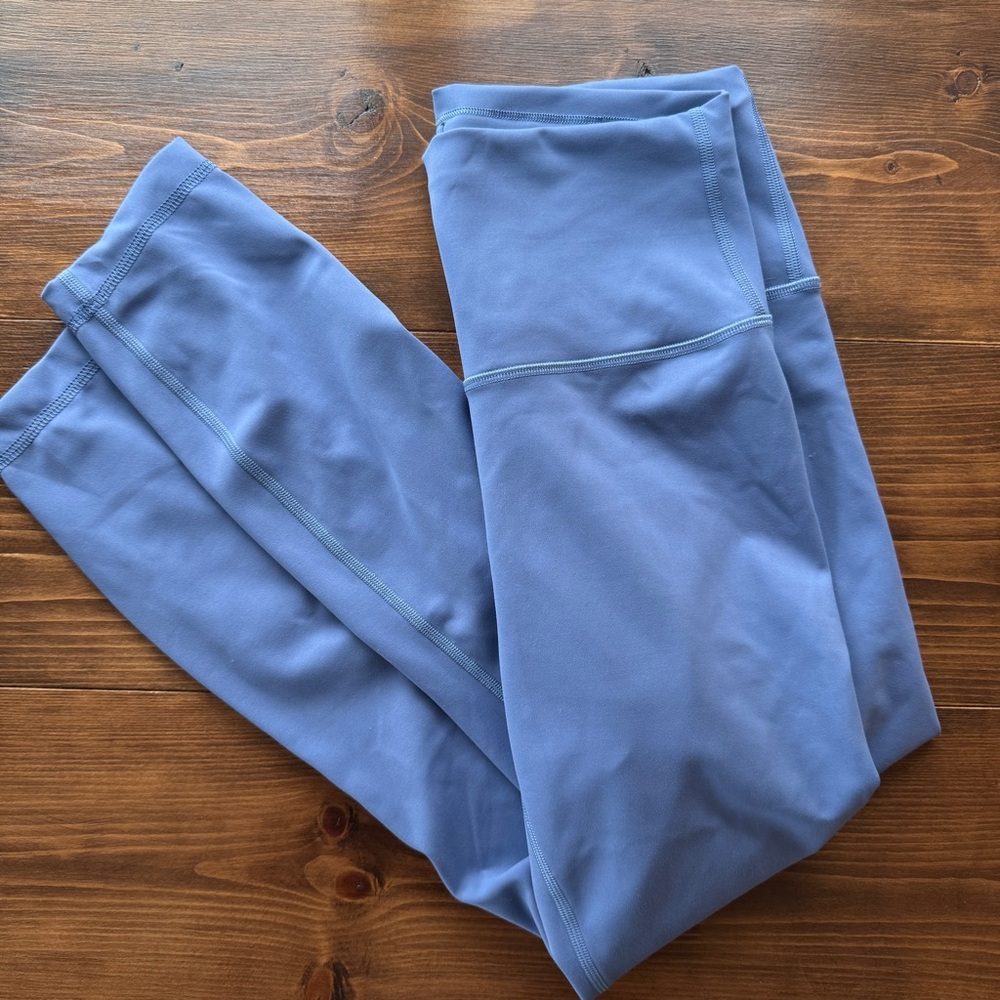Lululemon Leggings 8 powder blue